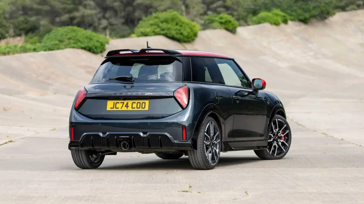 MINI Mini 3p 2.0 John Cooper Works JCW auto (4)