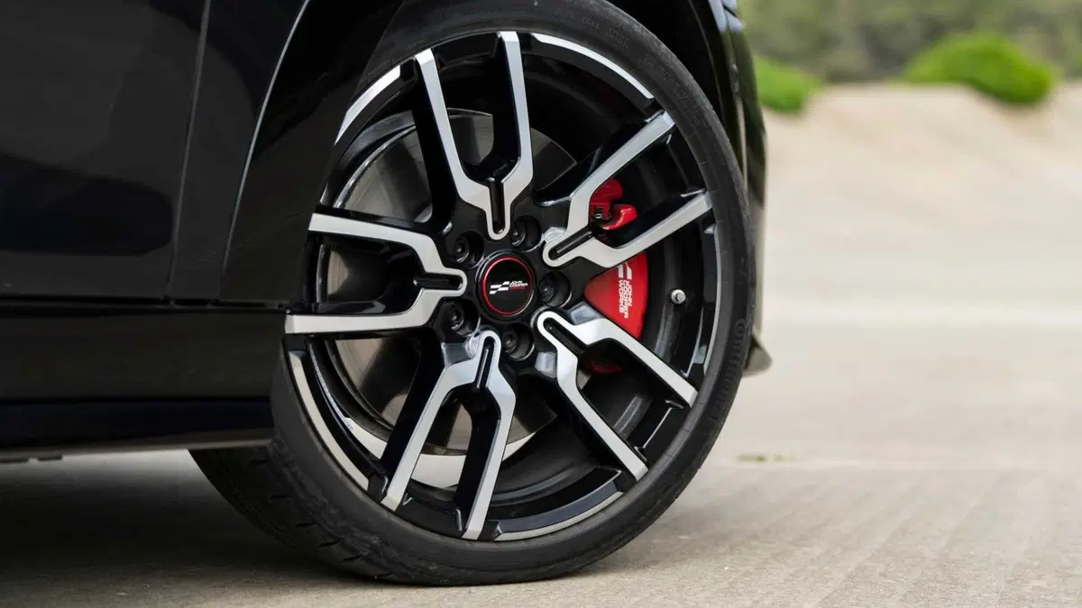 MINI Mini 3p 2.0 John Cooper Works JCW auto (11)