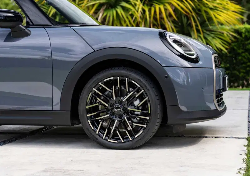 MINI Mini Cabrio (2023-->>) (18)