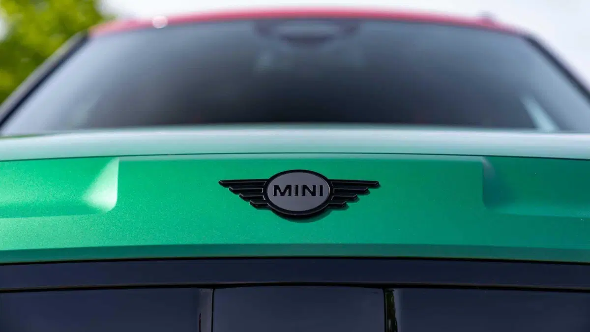 MINI Mini Aceman eJCW JCW (22)