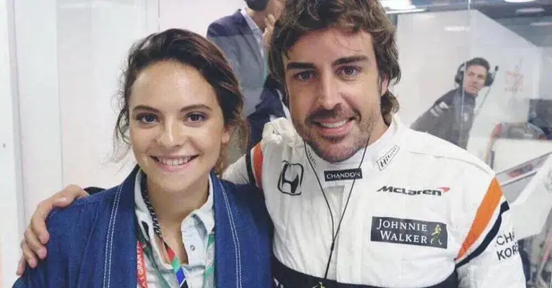 F1. Sanremo 2025, Fernando Alonso nel videoclip di "Fango in Paradiso" di Francesca Michielin
