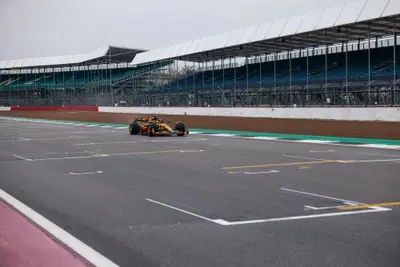 F1. McLaren svela a sorpresa la MCL39, la monoposto di Lando Norris ed Oscar Piastri del 2025 [Video]