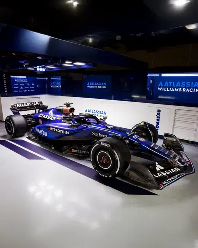 Formula 1 2025: Williams, tolti i veli alla FW47 di Carlos Sainz e Alexander Albon