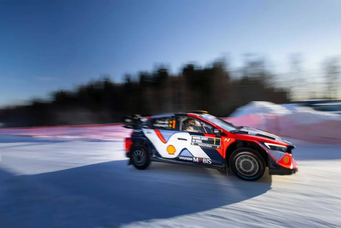 WRC25 Svezia d3. Evans resiste, Katsuta e Neuville in agguato (2)