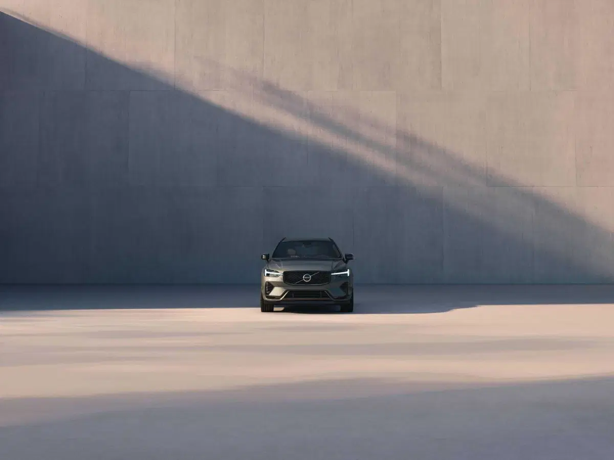 Volvo XC60 Model Year 2026: tecnologia, design e comfort ai massimi livelli (5)