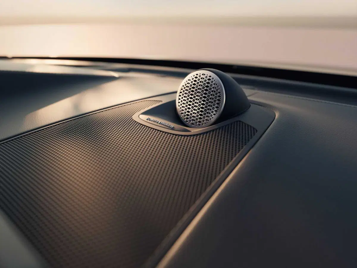 Volvo XC60 Model Year 2026: tecnologia, design e comfort ai massimi livelli (15)