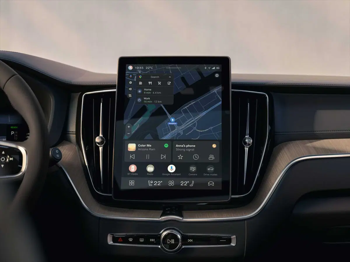 Volvo XC60 Model Year 2026: tecnologia, design e comfort ai massimi livelli (25)