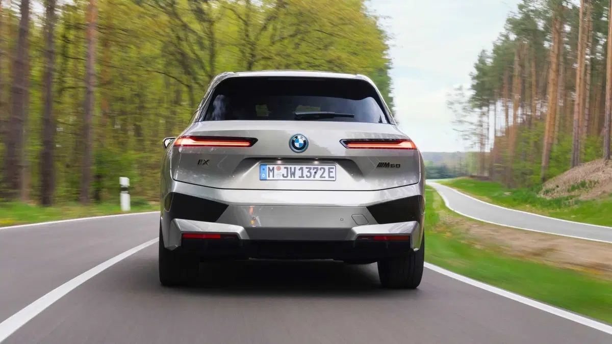 BMW iX M60 (7)