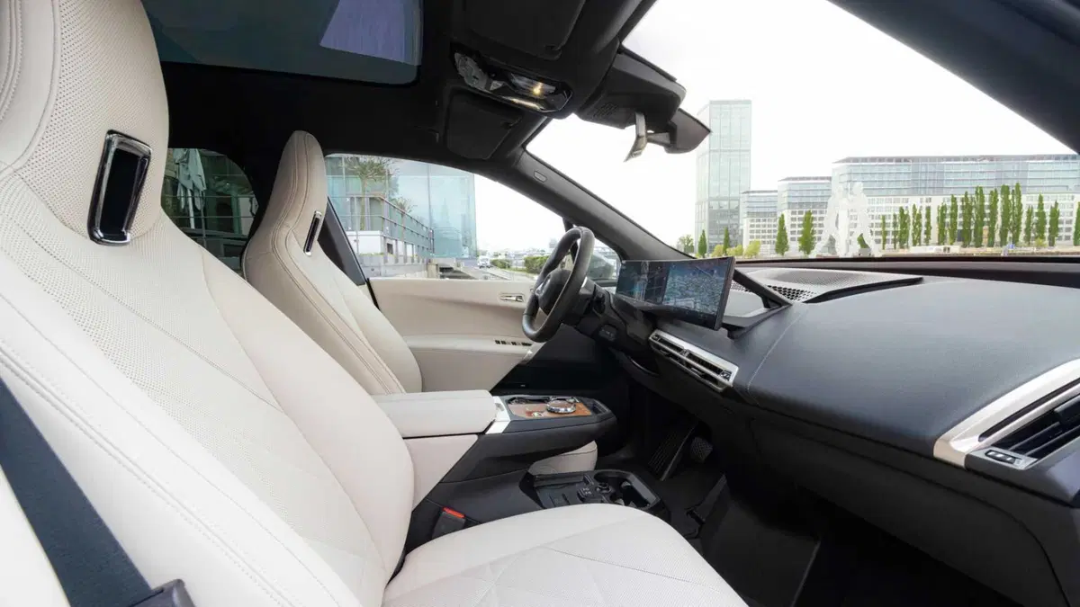 BMW iX M60 (9)