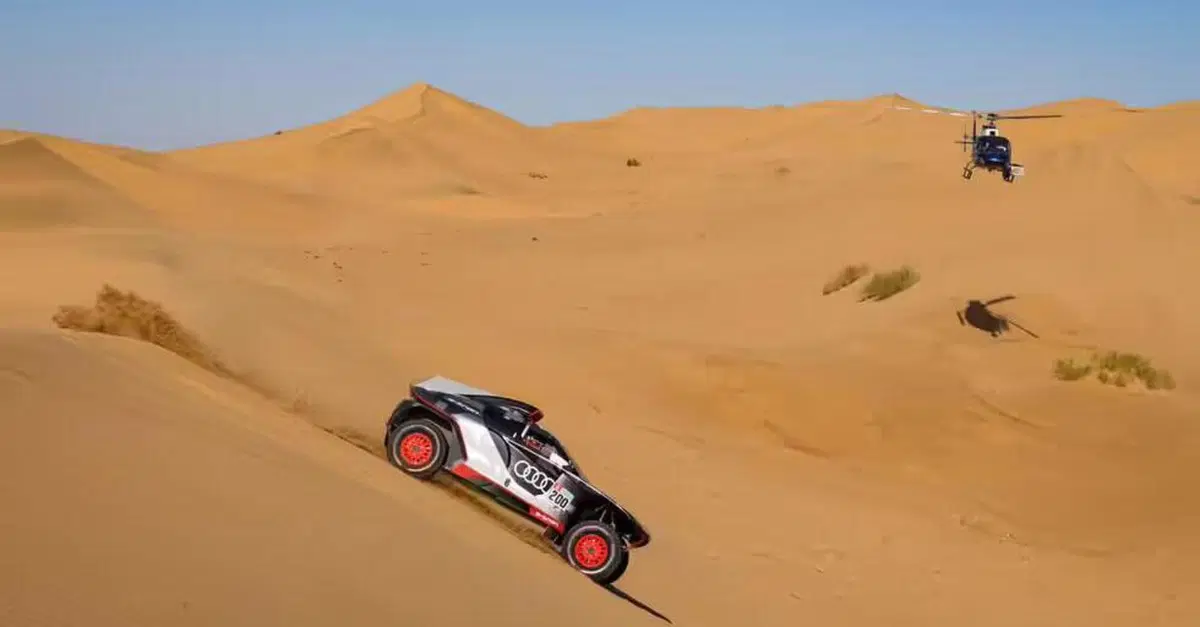 Audi: pezzi delle auto per la Dakar buttati in discarica, indagato un fornitore