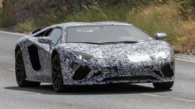 Lamborghini Aventador restyling 2017, ancora pi&ugrave; cattiva e potente