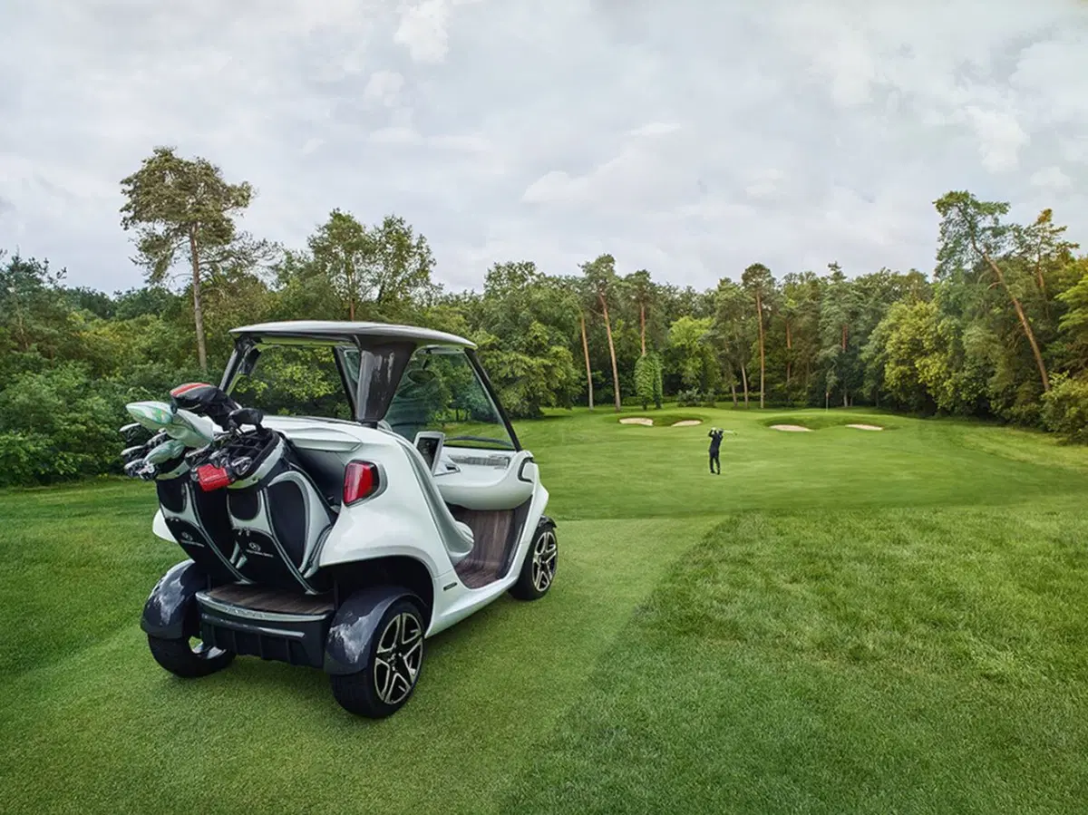 Mercedes-Benz Golf Car, la Stella anche sul green (9)