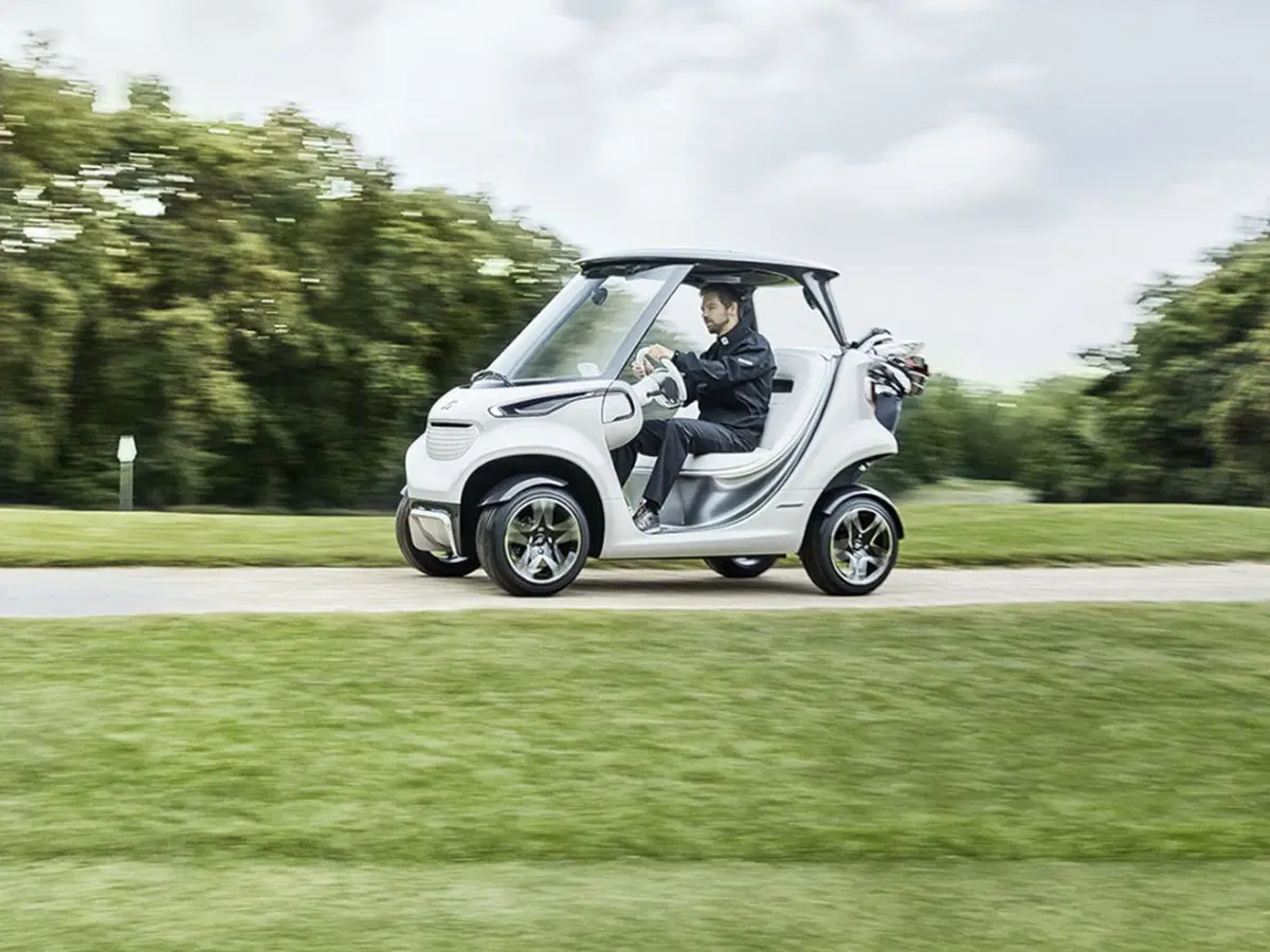 Mercedes-Benz Golf Car, la Stella anche sul green (10)