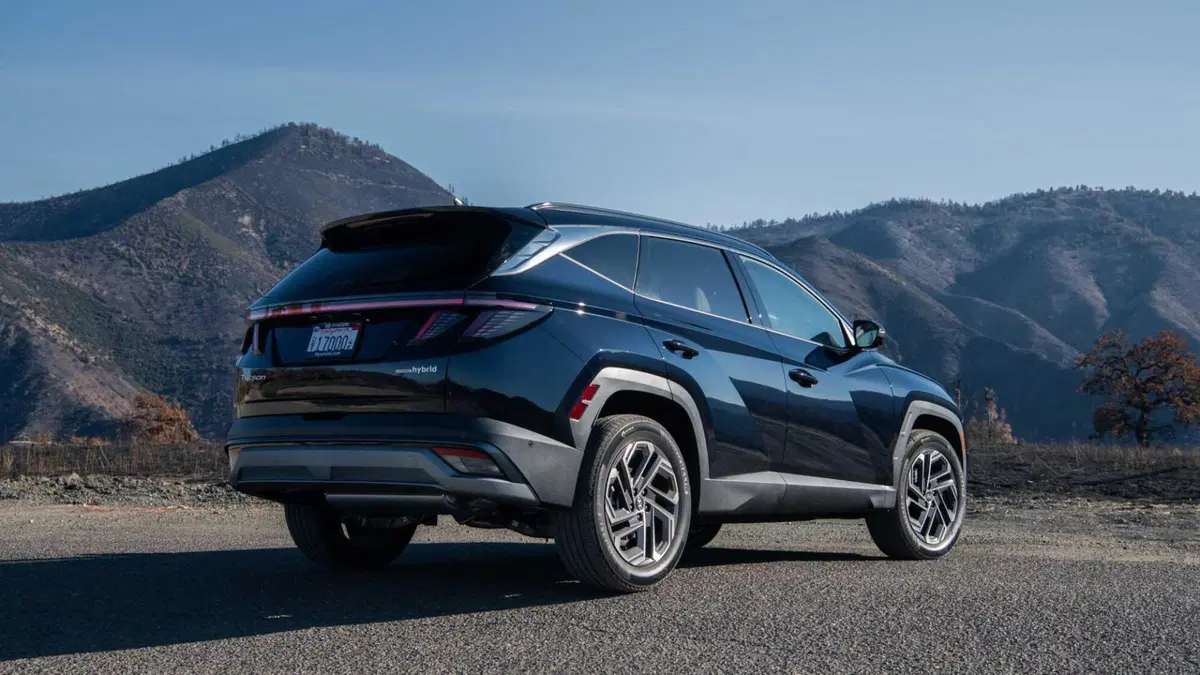 Hyundai Tucson 1.6 hev Xline 4wd auto (4)