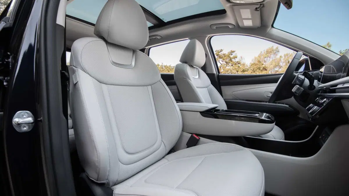 Hyundai Tucson 1.6 hev Xline 4wd auto (10)