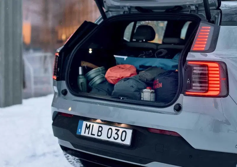 Volvo EX30 Cross Country (2025-->>) (17)