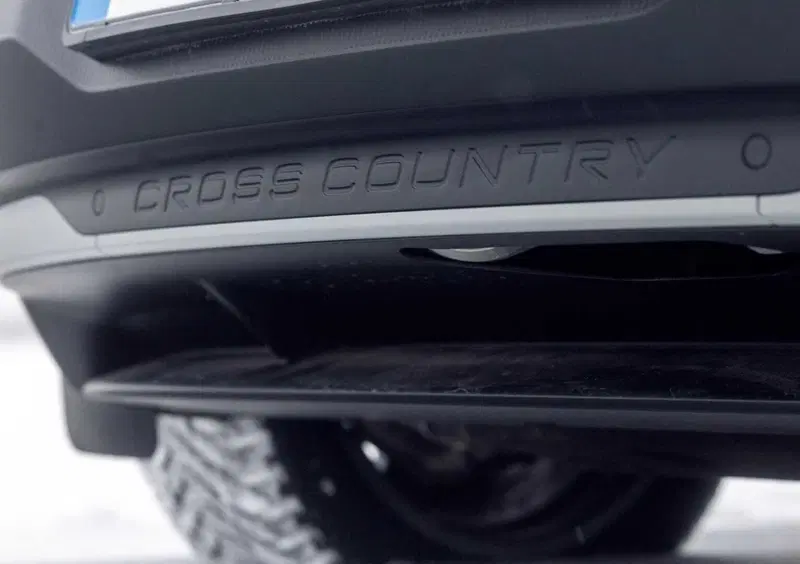 Volvo EX30 Cross Country (2025-->>) (21)