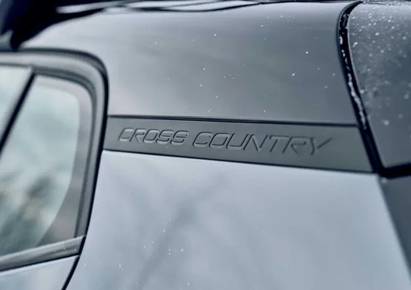 Volvo EX30 Cross Country (2025-->>) (23)