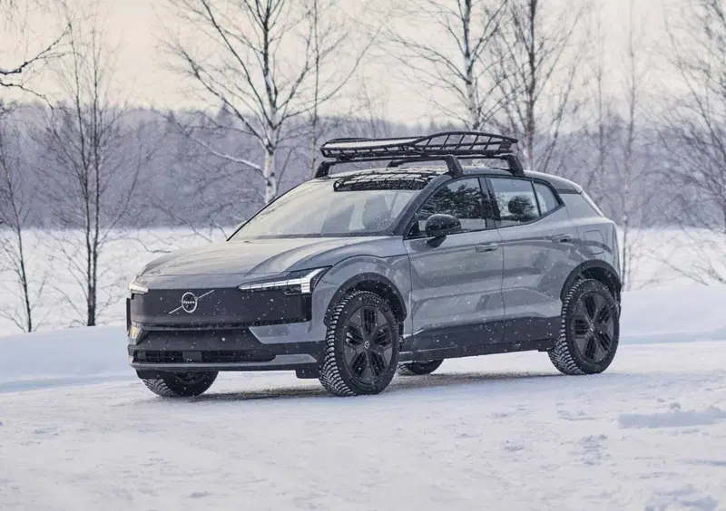 Volvo EX30 Cross Country (2025-->>)