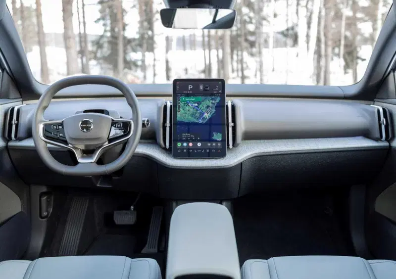 Volvo EX30 Cross Country (2025-->>) (10)