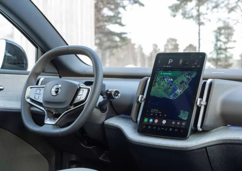 Volvo EX30 Cross Country (2025-->>) (11)