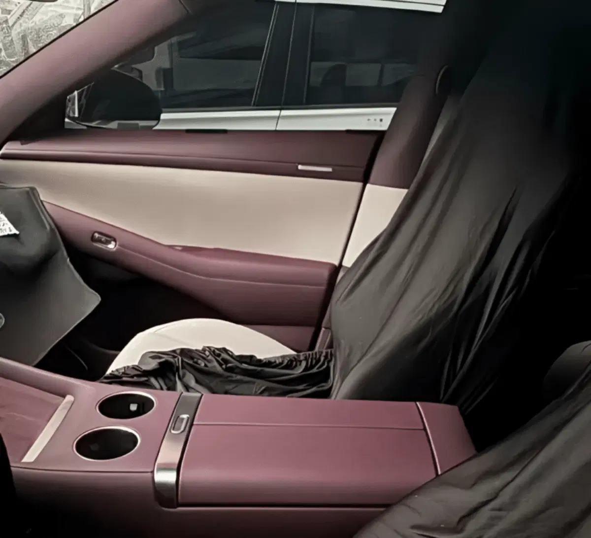 Dentro la Xiaomi YU7: svelati gli interni della Suv cinese | Foto Spia  (6)