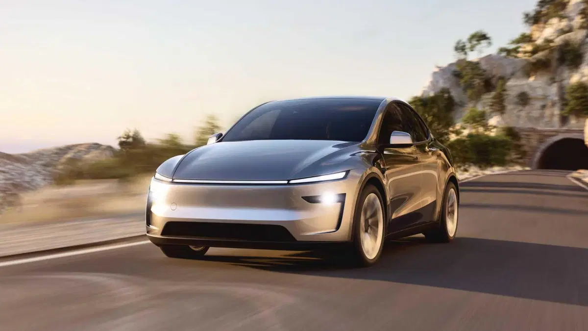 Tesla Model Y Long Range Dual Motor awd (3)
