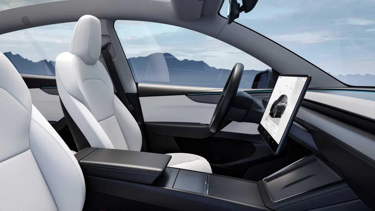 Tesla Model Y Long Range Dual Motor awd (13)