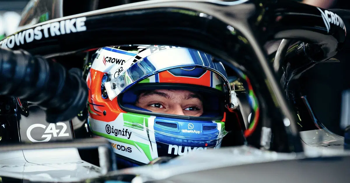 F1 2025, Kimi Antonelli: "Sono solamente test, ma il feeling &egrave; buono. Mi sono trovato molto bene sulla nuova Mercedes W16"