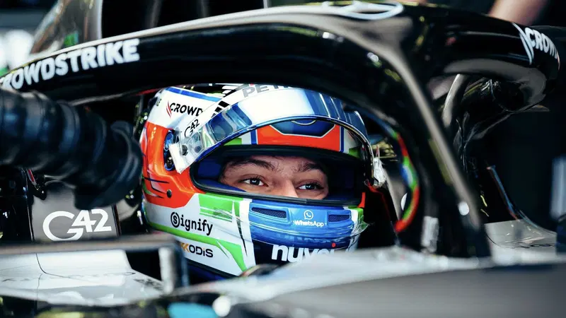 F1 2025, Kimi Antonelli: "Sono solamente test, ma il feeling &egrave; buono. Mi sono trovato molto bene sulla nuova Mercedes W16"