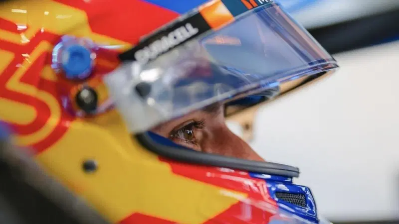 F1 2025, Carlos Sainz: "Non ho aspettative per il 2025, Williams punta tutto sul 2026" e le differenze tra il motore Mercedes e Ferrari?
