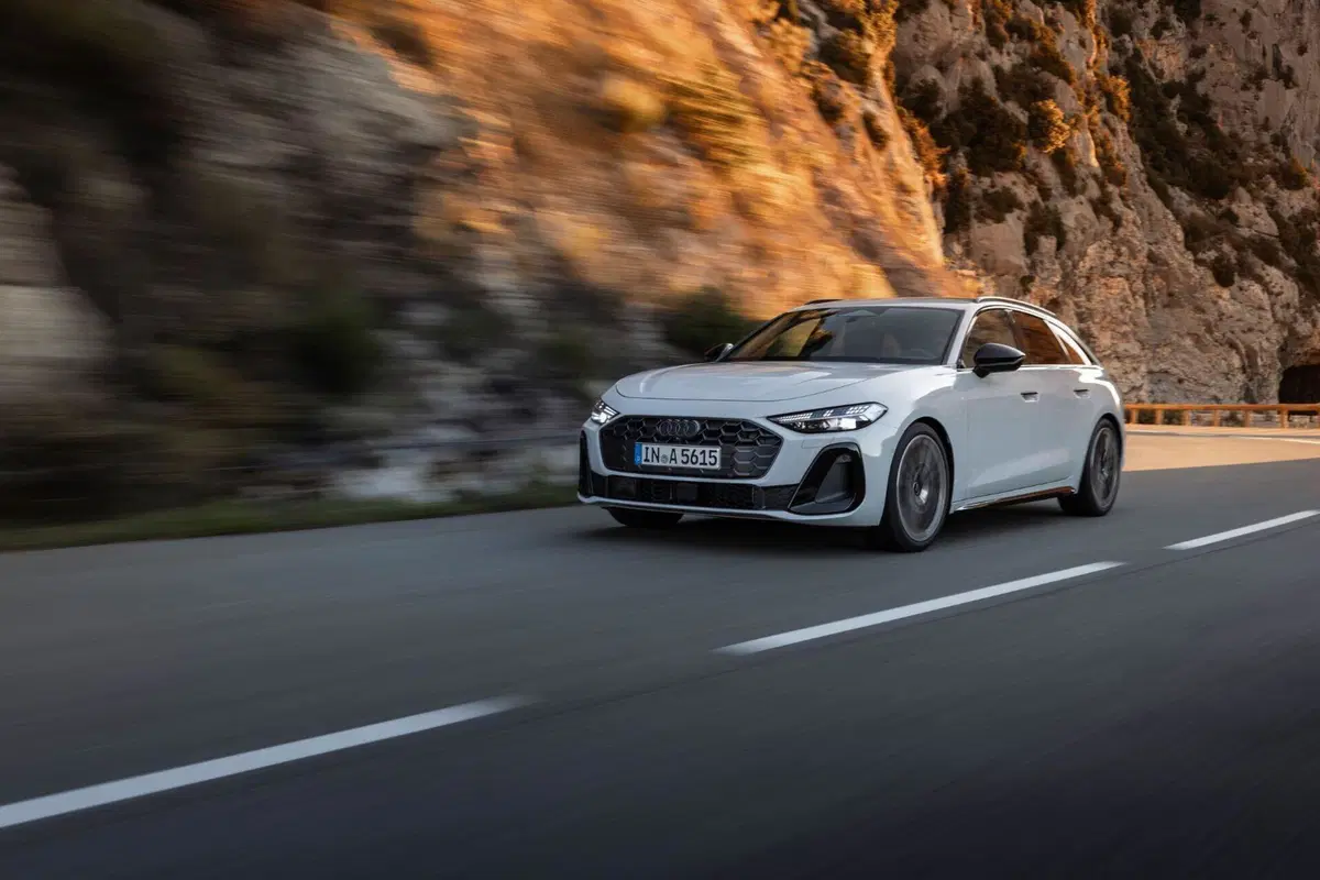 Nuova Audi A5: motorizzazioni, allestimenti, optional e prezzi. Guida all’acquisto (21)