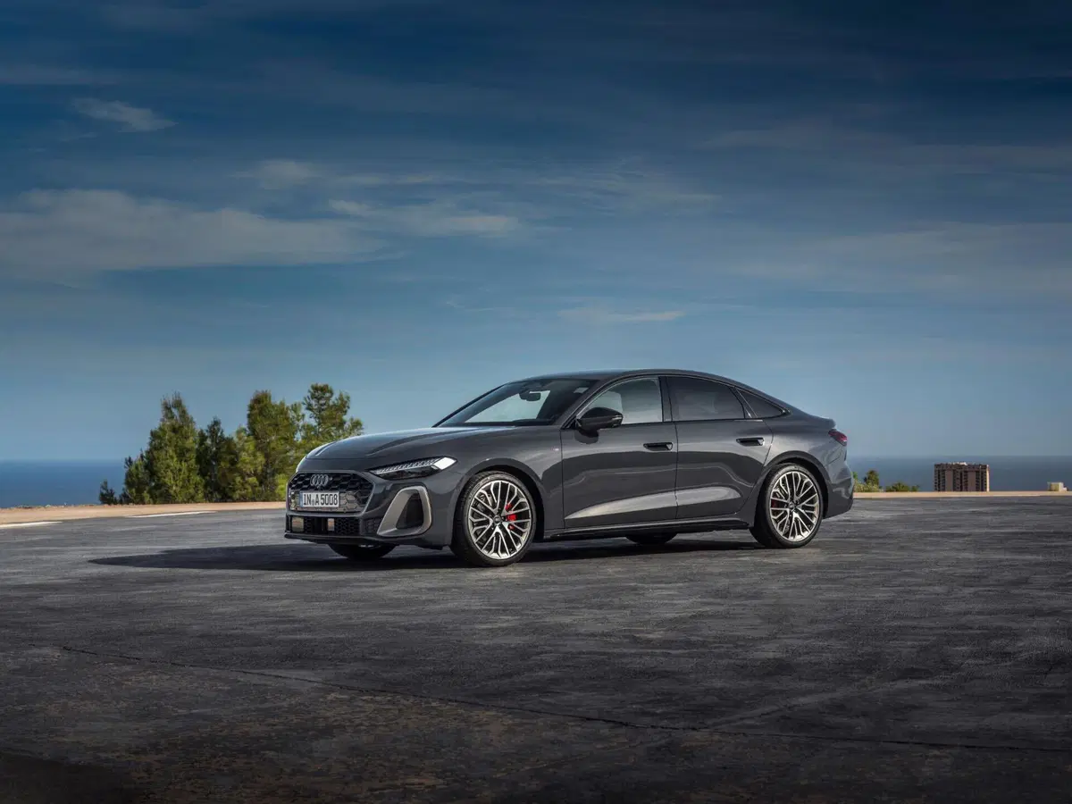 Nuova Audi A5: motorizzazioni, allestimenti, optional e prezzi. Guida all’acquisto (26)