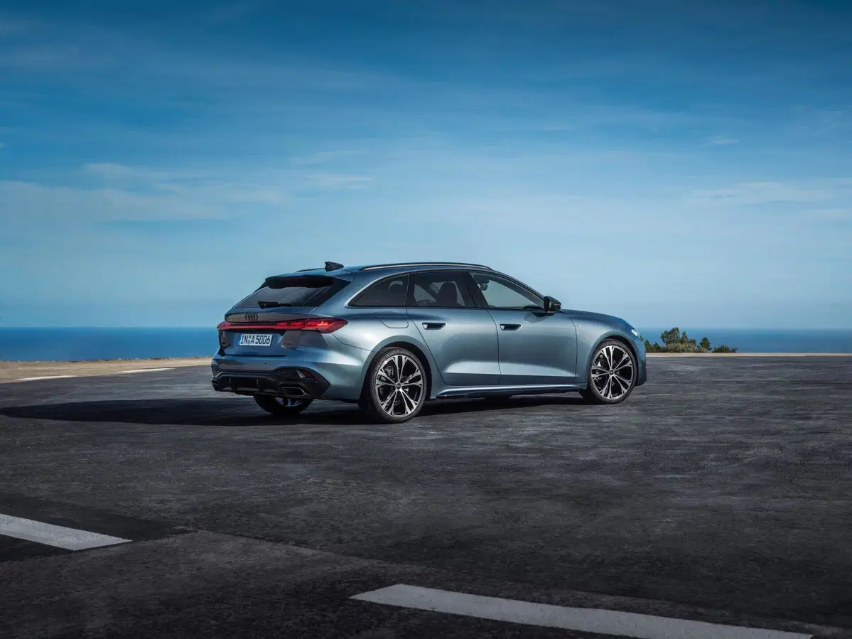 Nuova Audi A5: motorizzazioni, allestimenti, optional e prezzi. Guida all’acquisto (7)