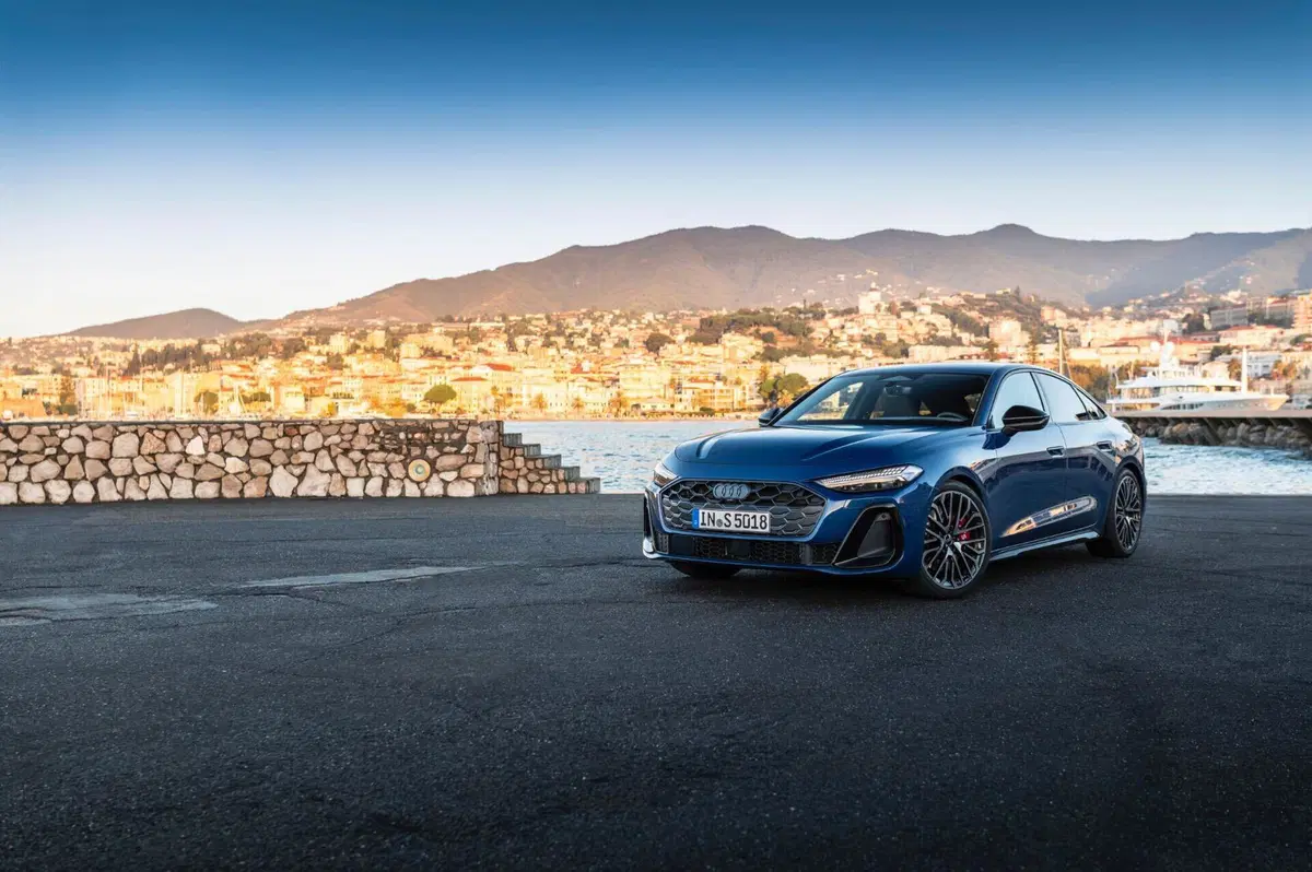 Nuova Audi A5: motorizzazioni, allestimenti, optional e prezzi. Guida all’acquisto (77)