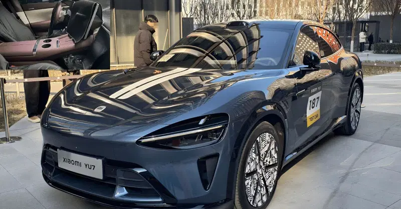 Xiaomi YU7 copia sfacciatamente BMW. Anzi, la anticipa