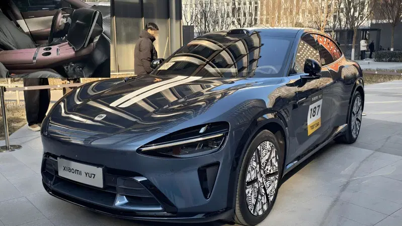 Xiaomi YU7 copia sfacciatamente BMW. Anzi, la anticipa