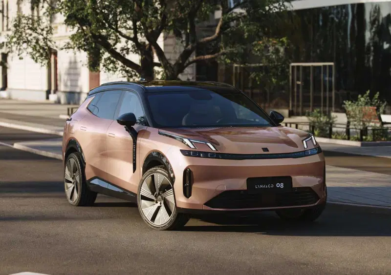 Lynk & Co 08