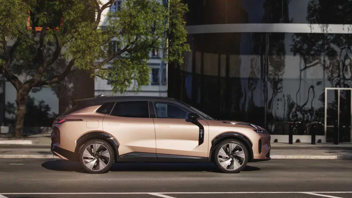 Lynk & Co 08 (2)