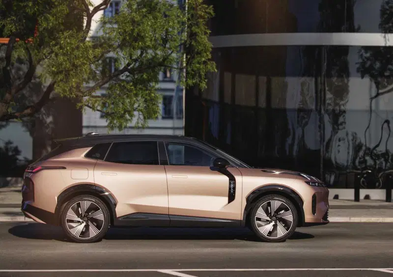 Lynk & Co 08 (2)