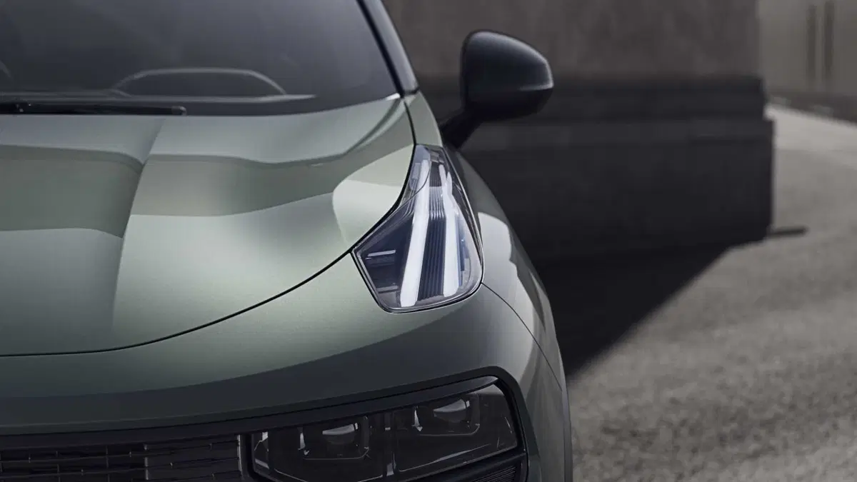 Lynk & Co 01 01 1.5 td phev (10)
