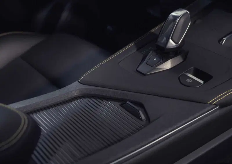 Lynk & Co 01 (2021-->>) (8)