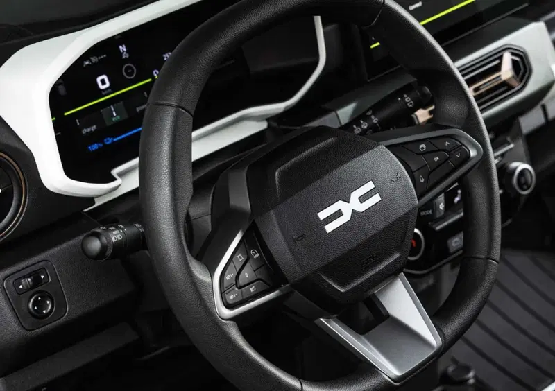 Dacia Spring (9)