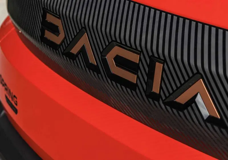 Dacia Spring (18)