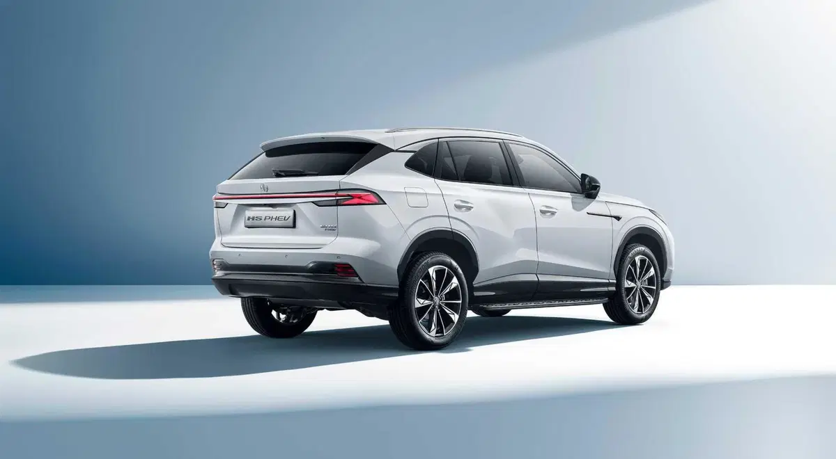 Le SUV del 2025 a confronto: MG HS (9)