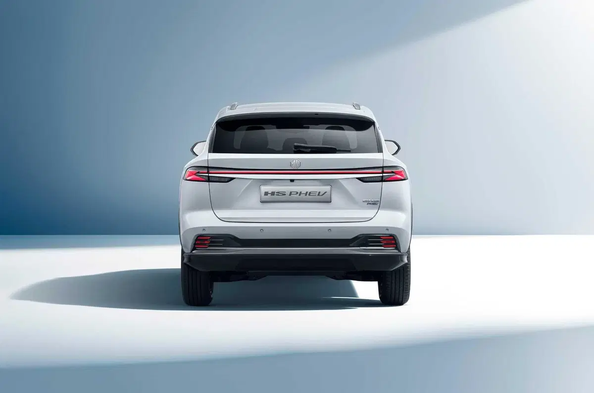 Le SUV del 2025 a confronto: MG HS (16)