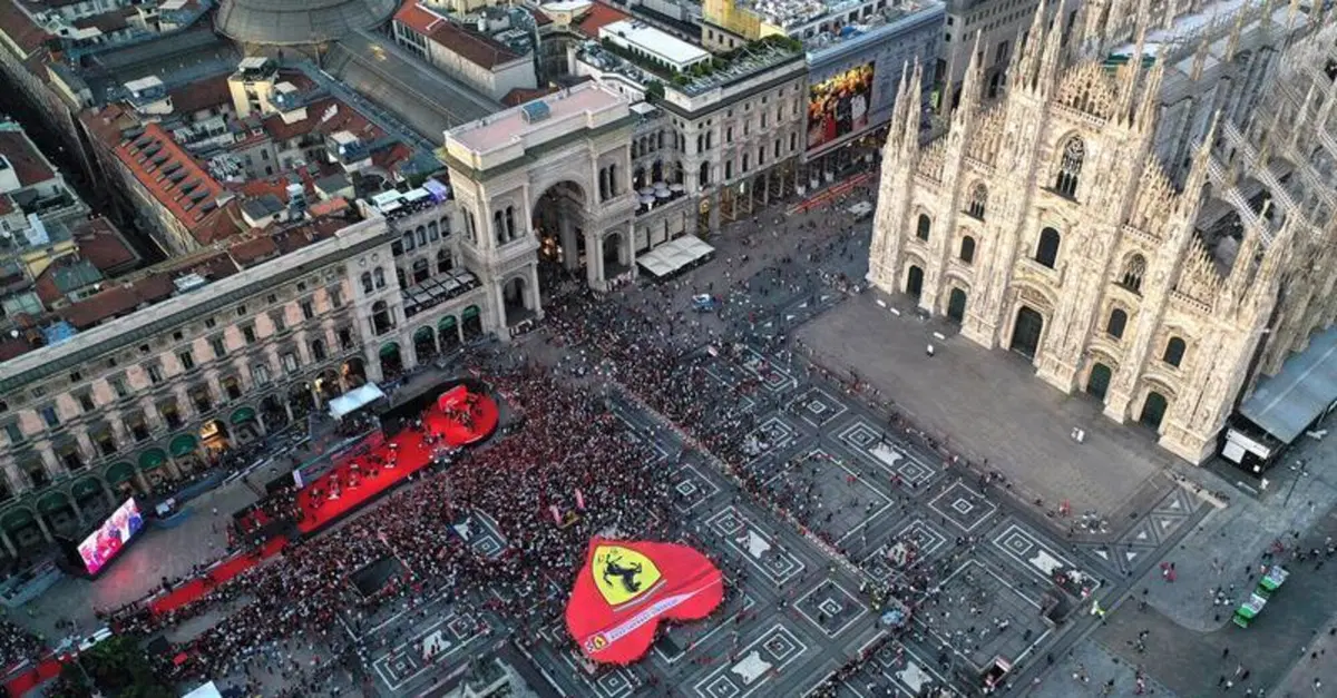 F1. Ferrari conquista Milano: tutte le informazioni, le strade e le fermate della metro M1 chiuse per l'evento con Leclerc ed Hamilton 