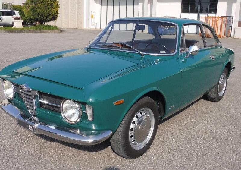 Alfa Romeo Gt 1300 juniord'epoca del 1969 a Viadana