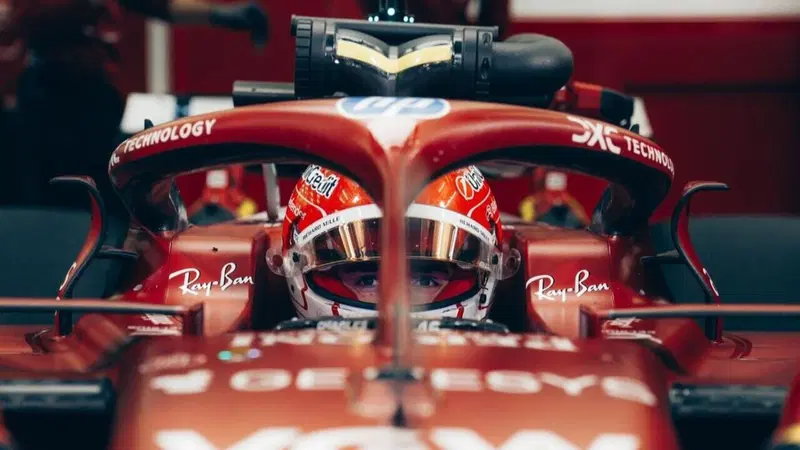 F1. Ferrari torna a Milano con Leclerc: "Far&ograve; di tutto per vincere il mondiale. Per festeggiarlo io ed Hamilton potremmo scrivere una canzone"