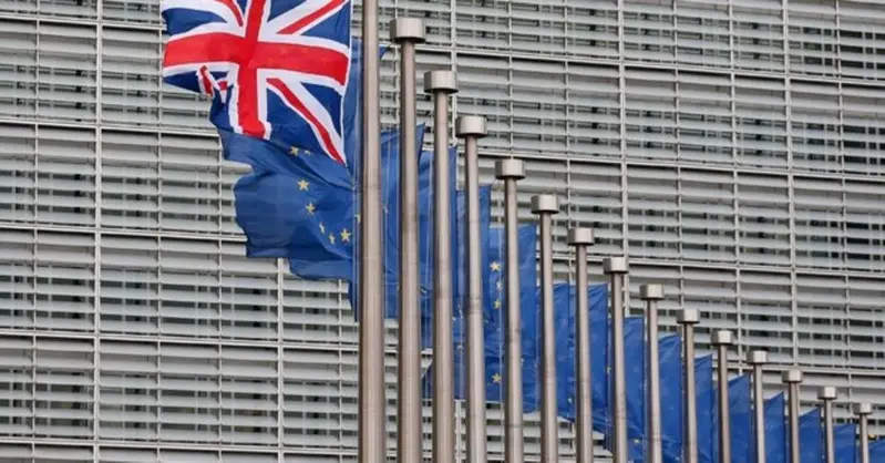 Viaggi nel Regno Unito: anche in auto ti serve l'ETA dal 2 aprile